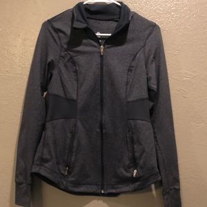 Fitted active jacket